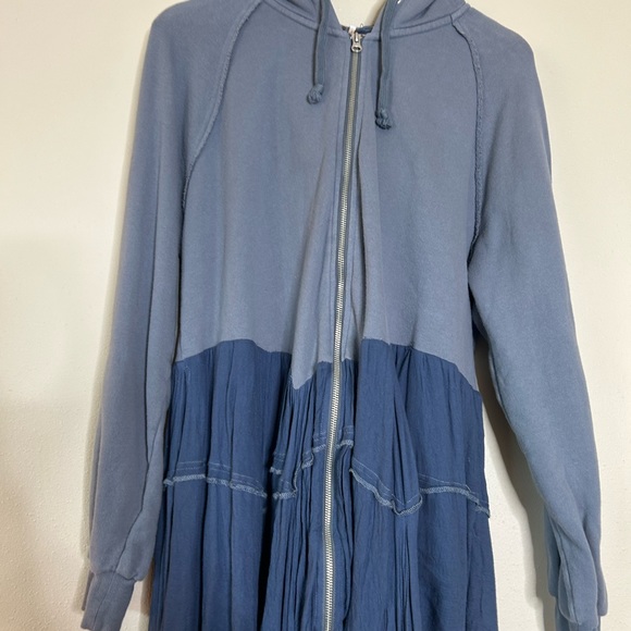 BNWOT Free People ruffle hoodie - Picture 4 of 10